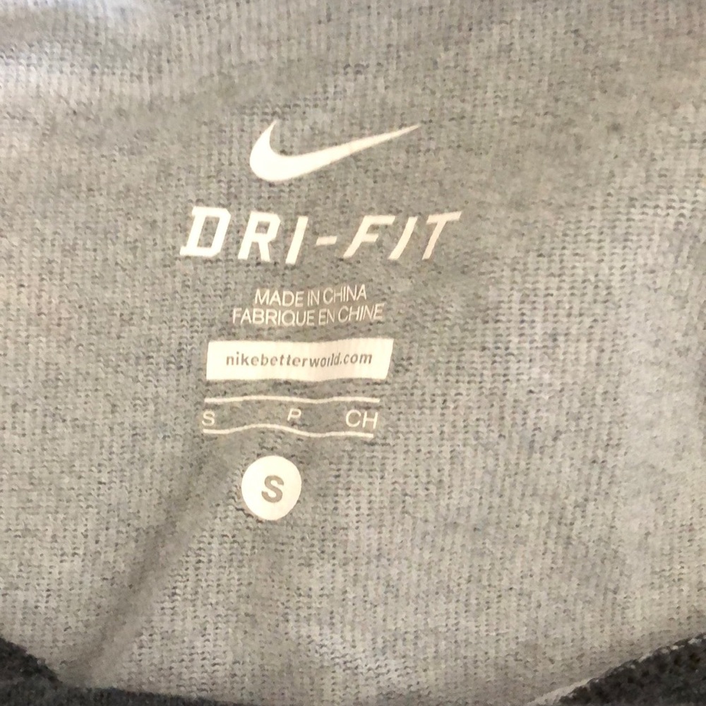 Dark grey Nike long sleeve - Picture 3 of 3
